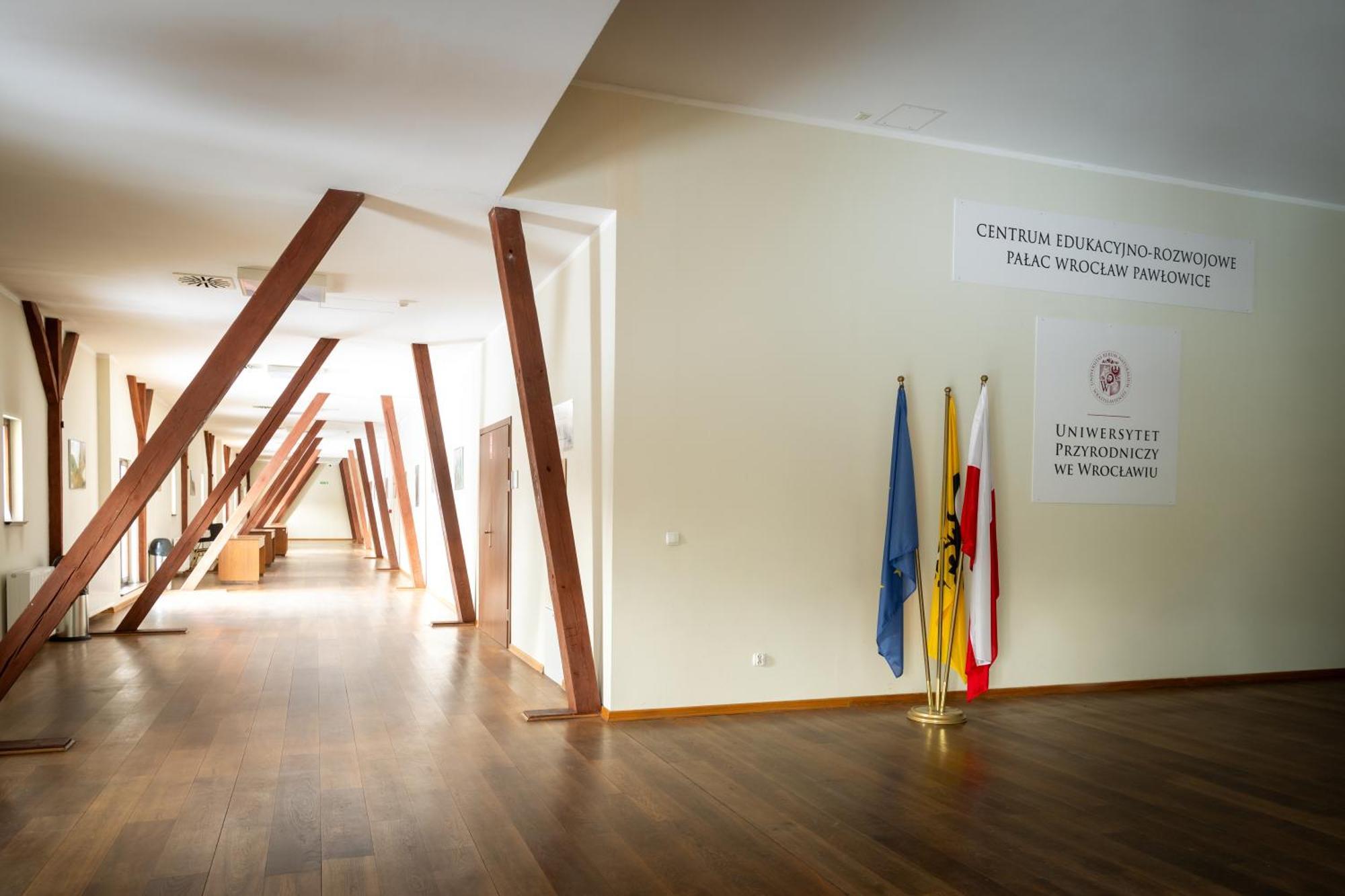 Centrum Edukacyjno-Rozwojowe Wroclaw Pawlowice - Bezplatny Parking 외부 사진